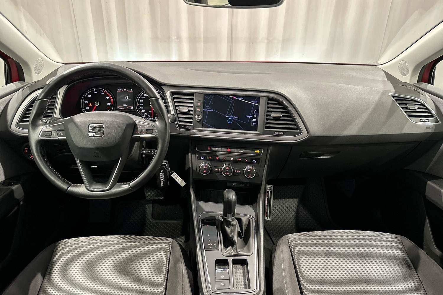 SEAT Leon ST vaihtoauto
