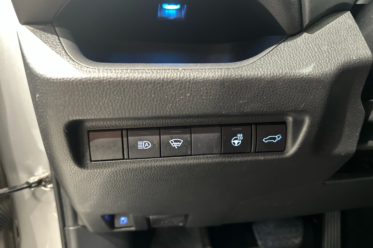 Suzuki Across vaihtoauto