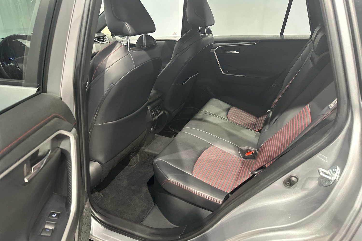 Suzuki Across vaihtoauto