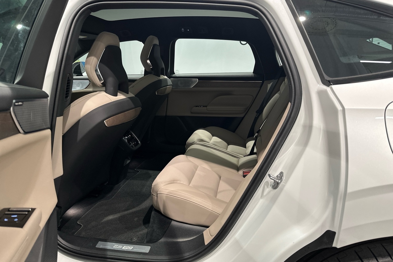 Volvo ES90 vaihtoauto
