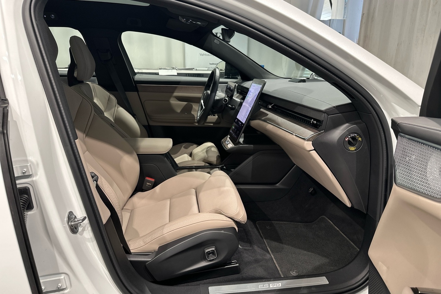 Volvo ES90 vaihtoauto