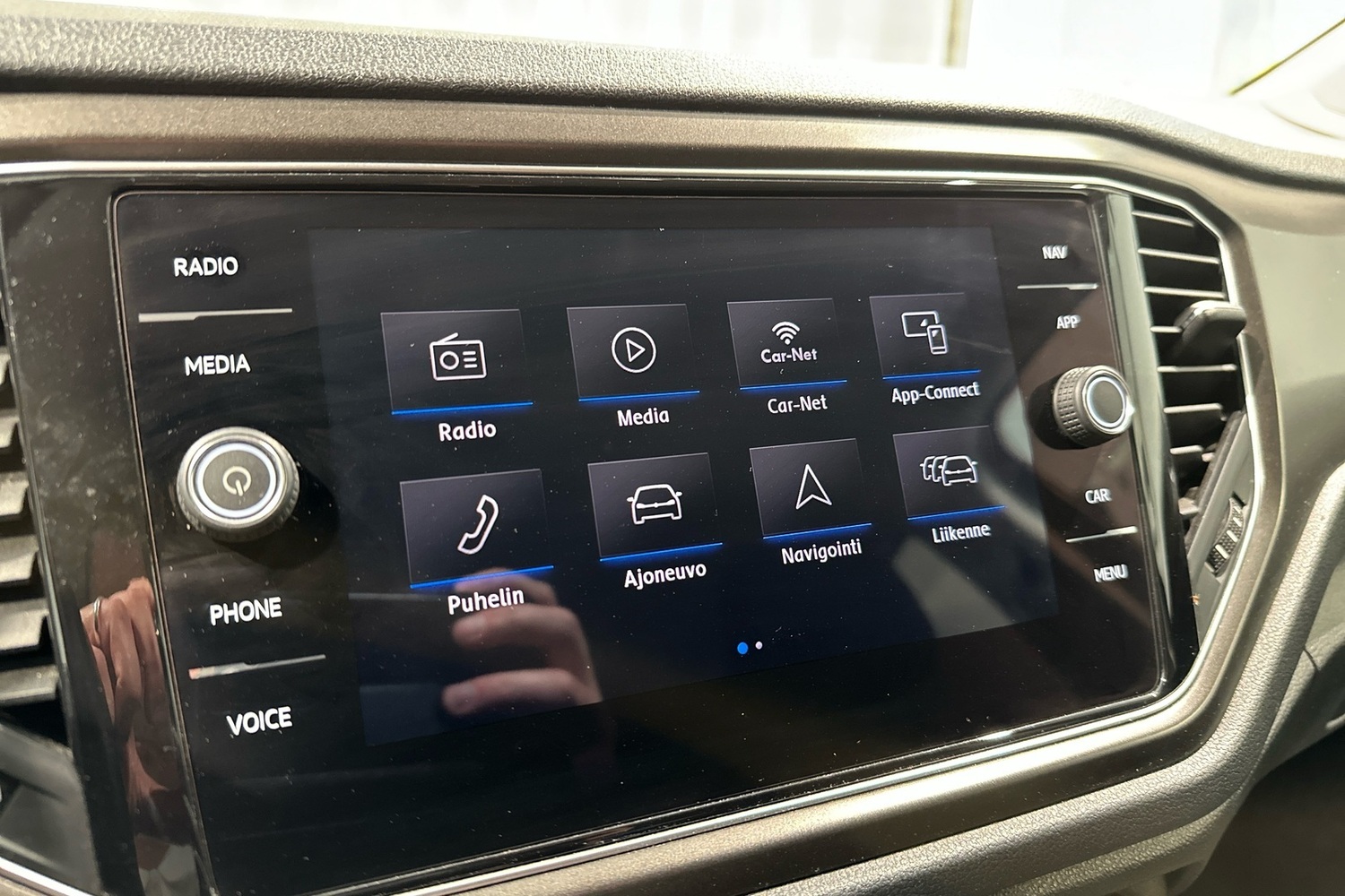 Volkswagen T-Roc vaihtoauto