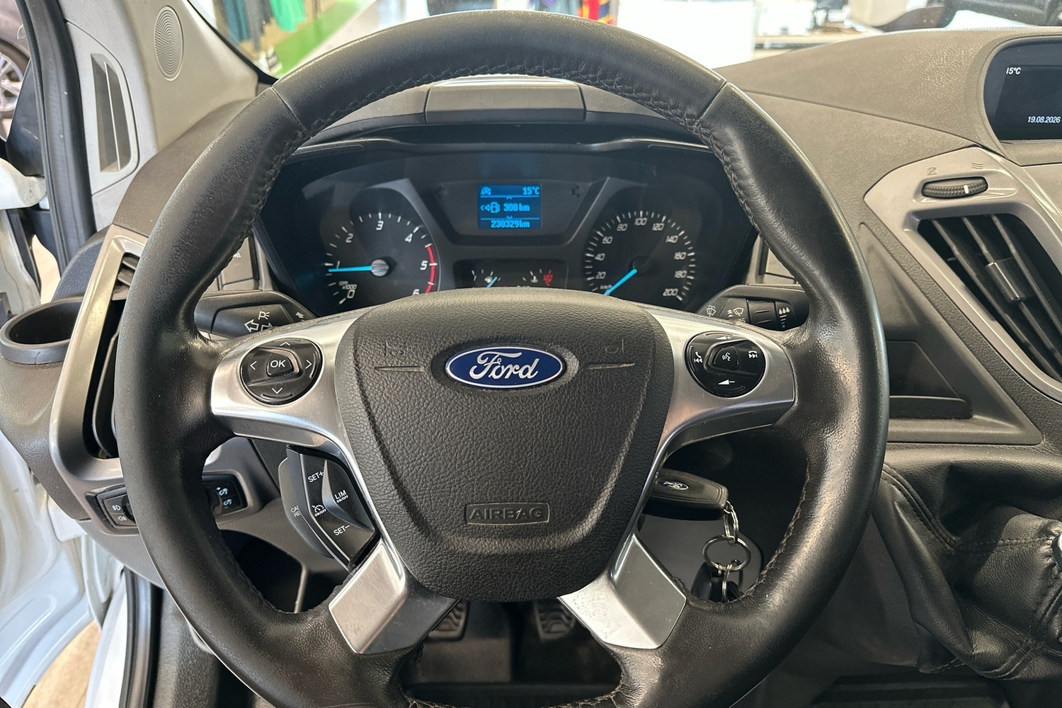 Ford Transit vaihtoauto