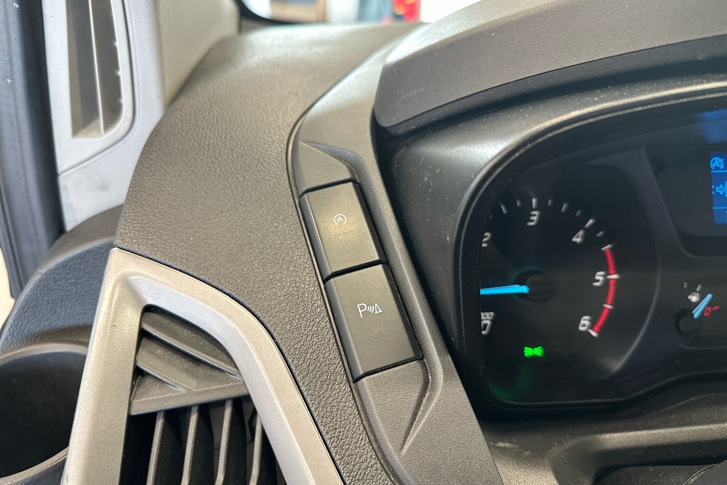 Ford Transit vaihtoauto