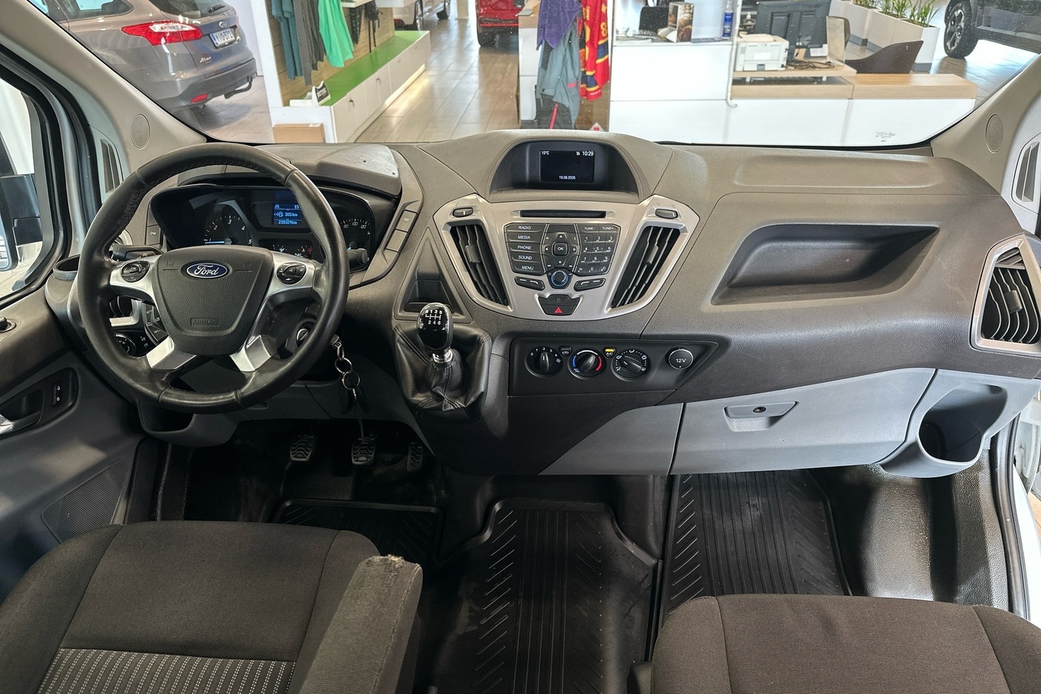 Ford Transit vaihtoauto