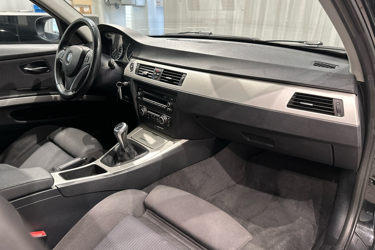 BMW 320 vaihtoauto