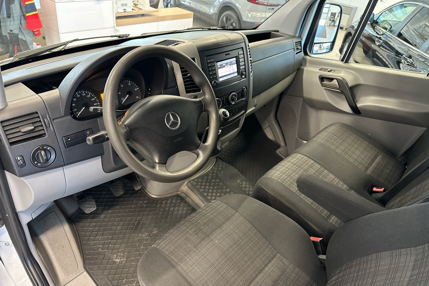 Mercedes-Benz Sprinter vaihtoauto