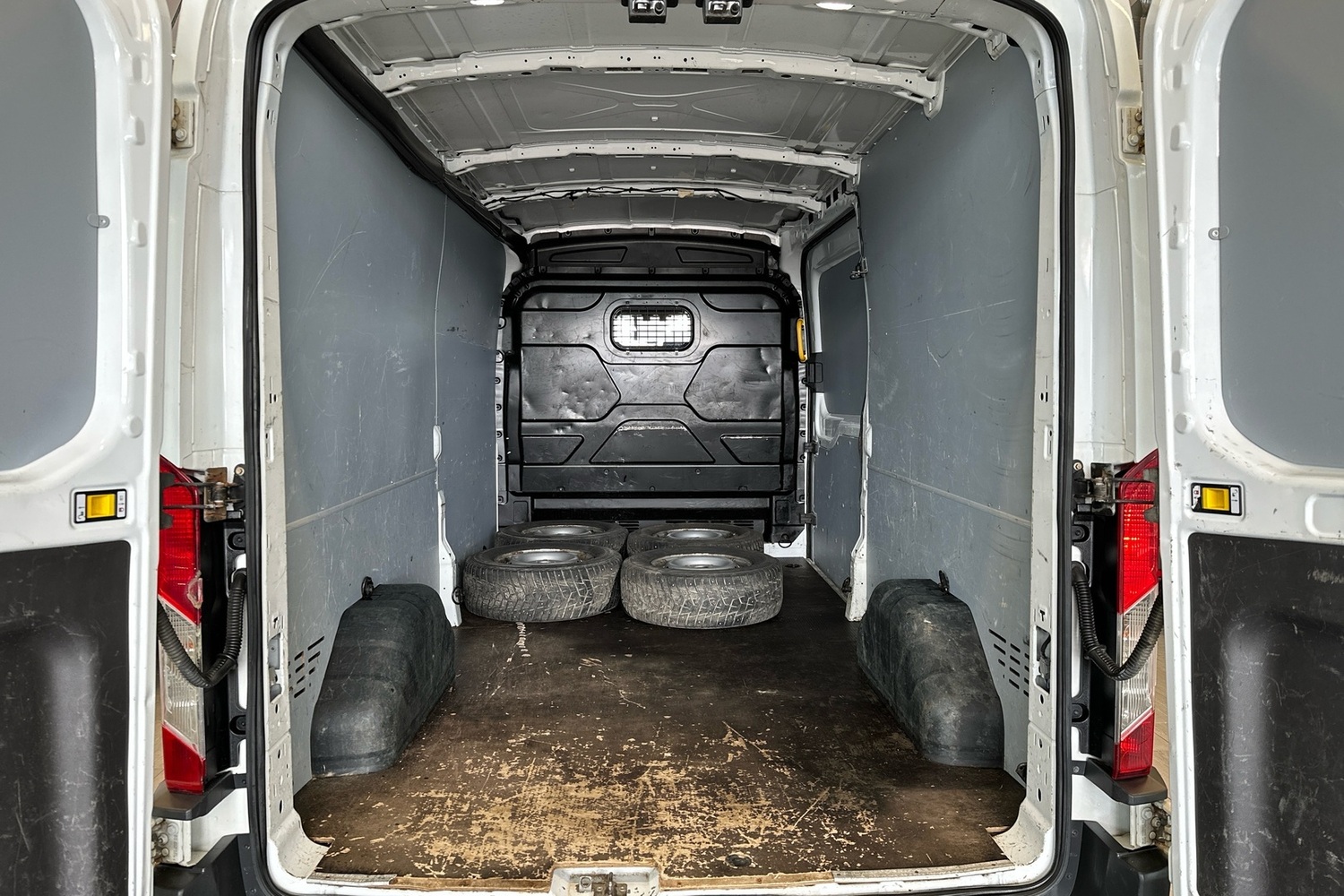 Ford Transit vaihtoauto