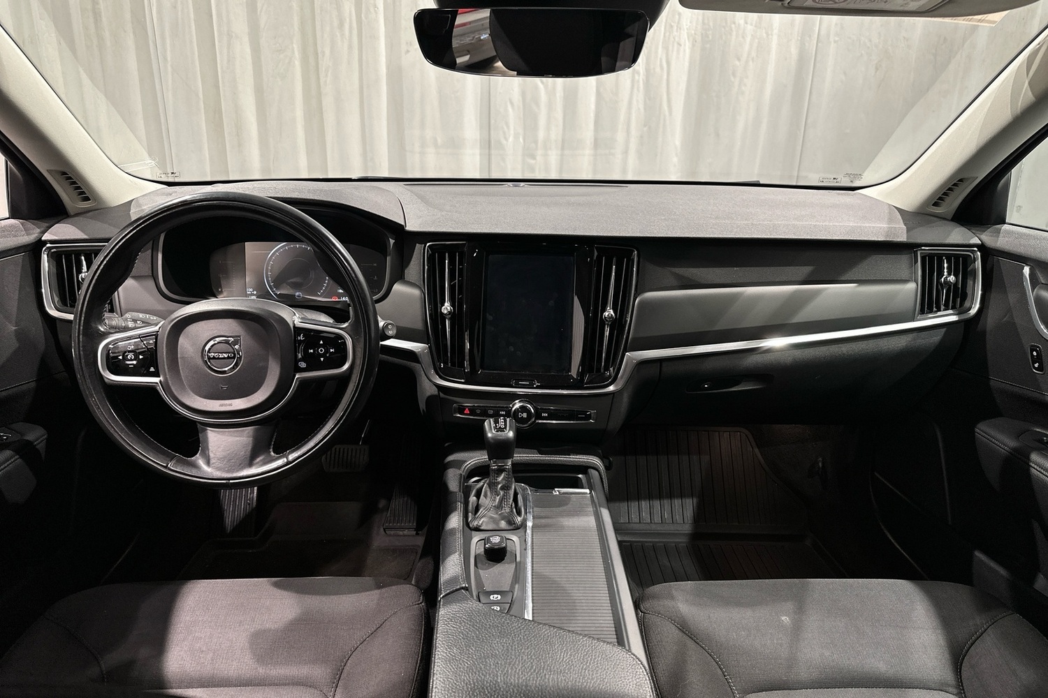 Volvo V90 Cross Country vaihtoauto