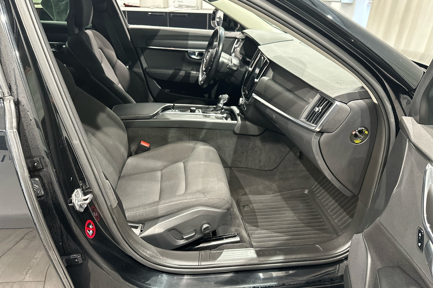 Volvo V90 Cross Country vaihtoauto