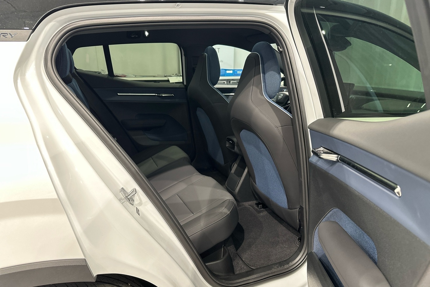 Volvo EX30 Cross Country vaihtoauto