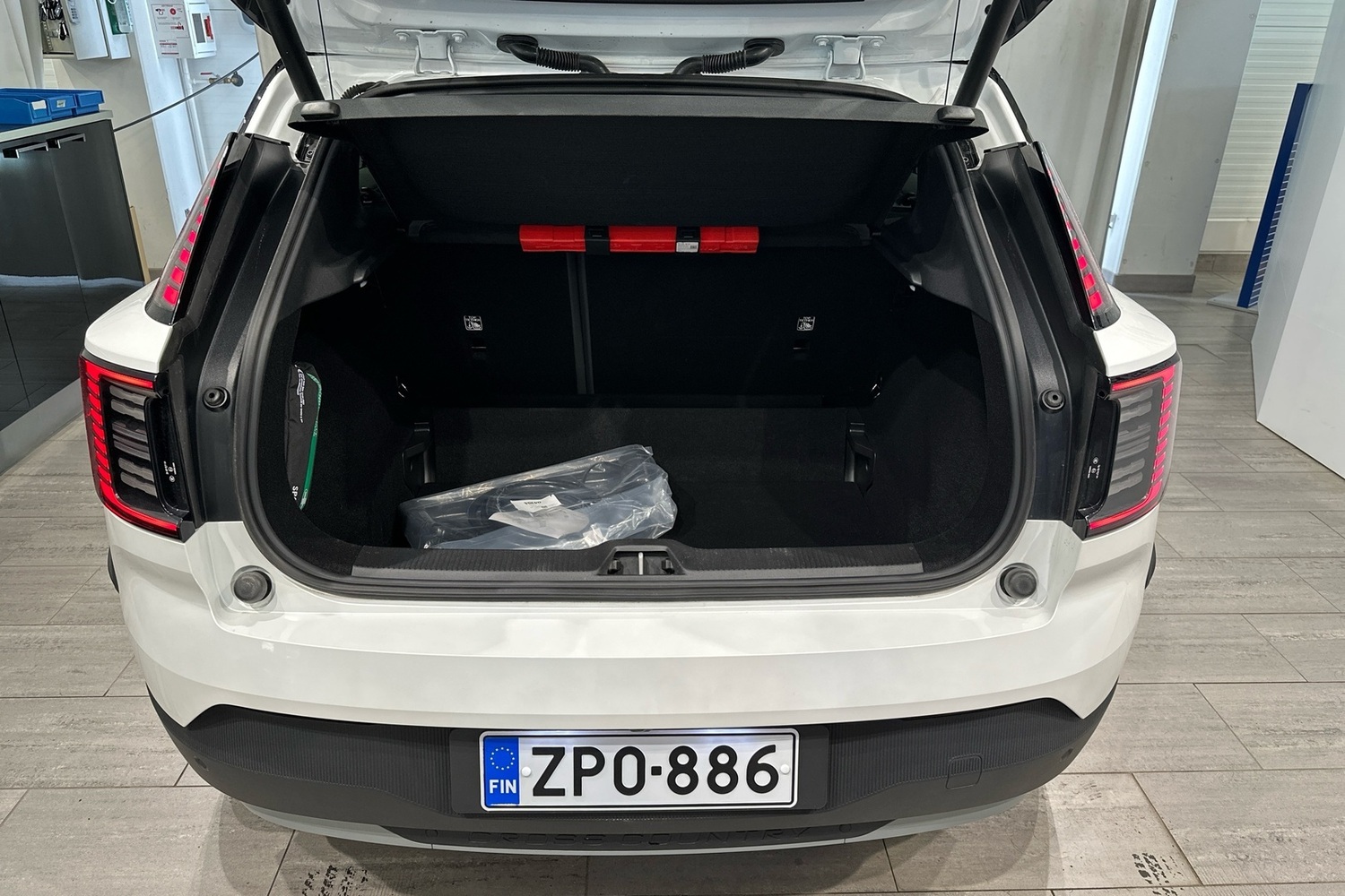 Volvo EX30 Cross Country vaihtoauto