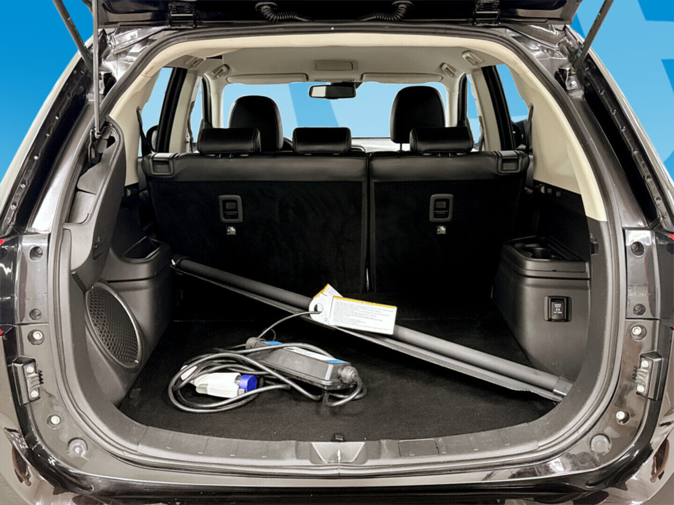 Mitsubishi Outlander PHEV vaihtoauto