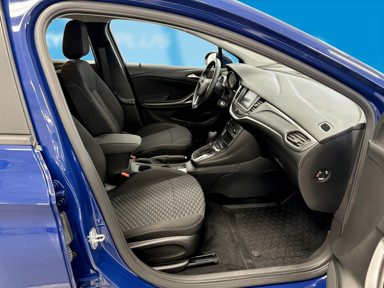Opel Astra vaihtoauto