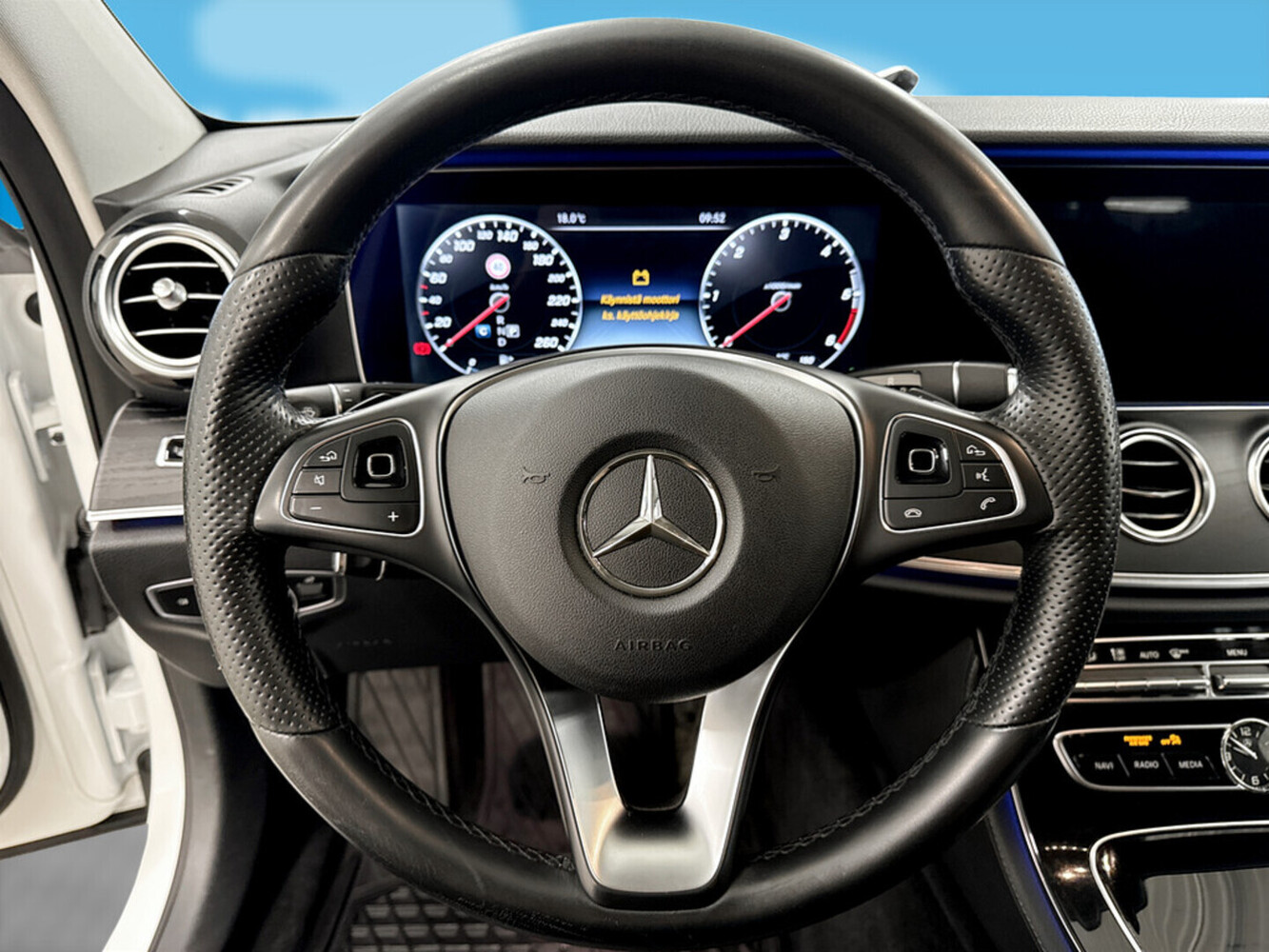 Mercedes-Benz E vaihtoauto