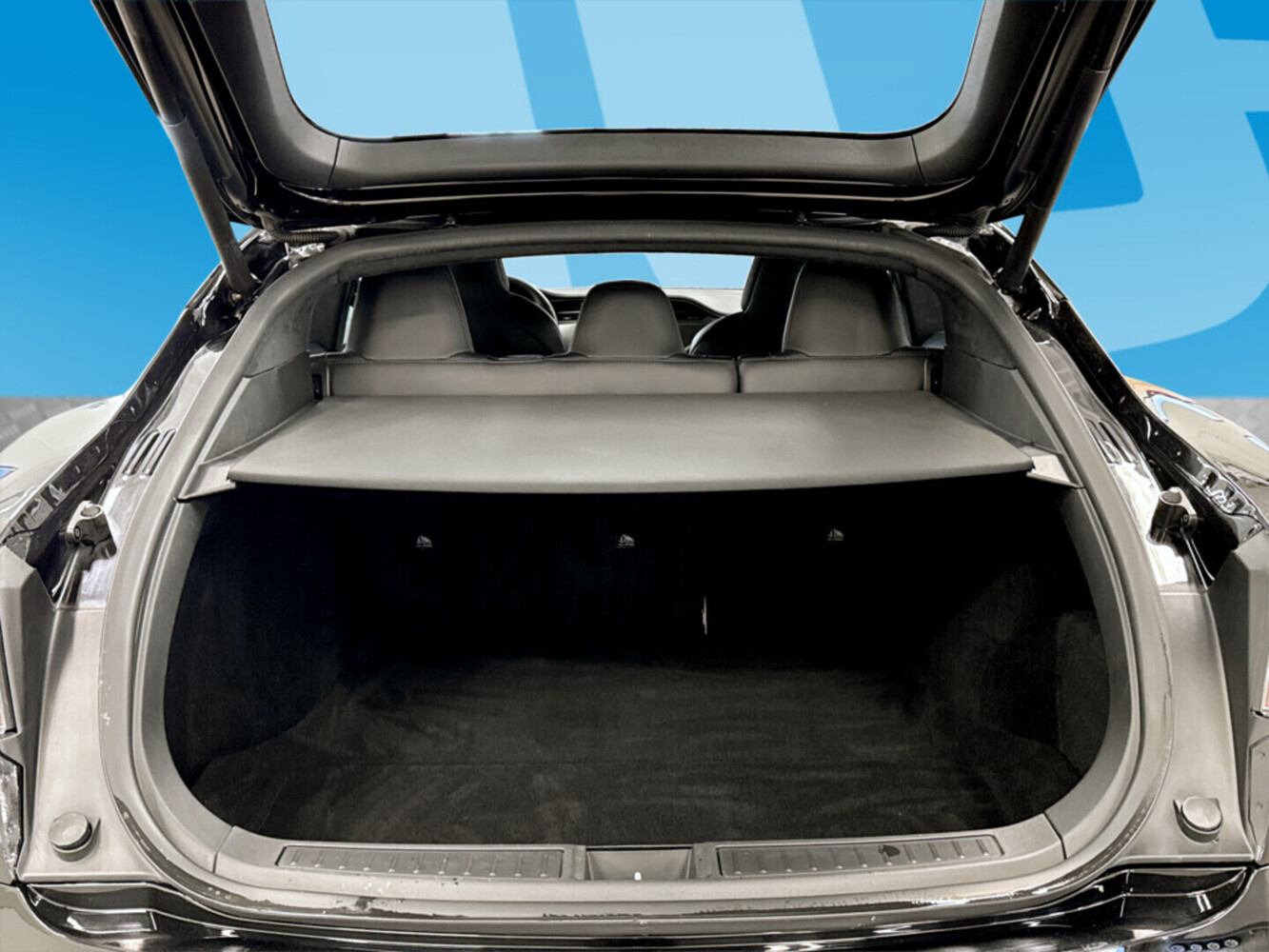 Tesla Model S vaihtoauto