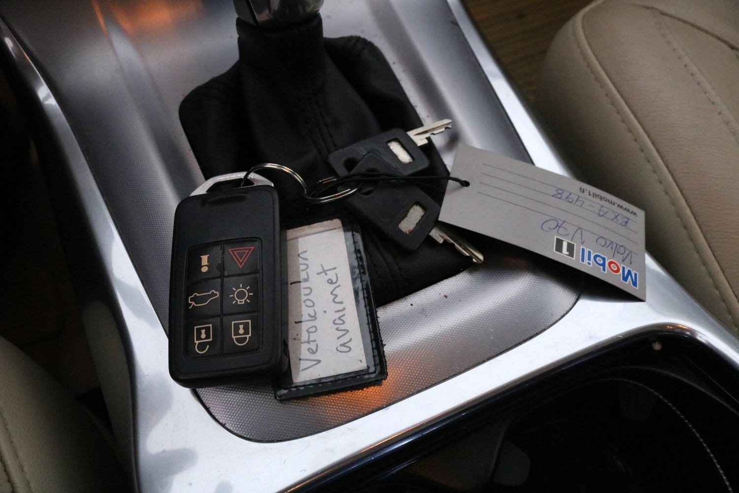 Volvo V70 vaihtoauto