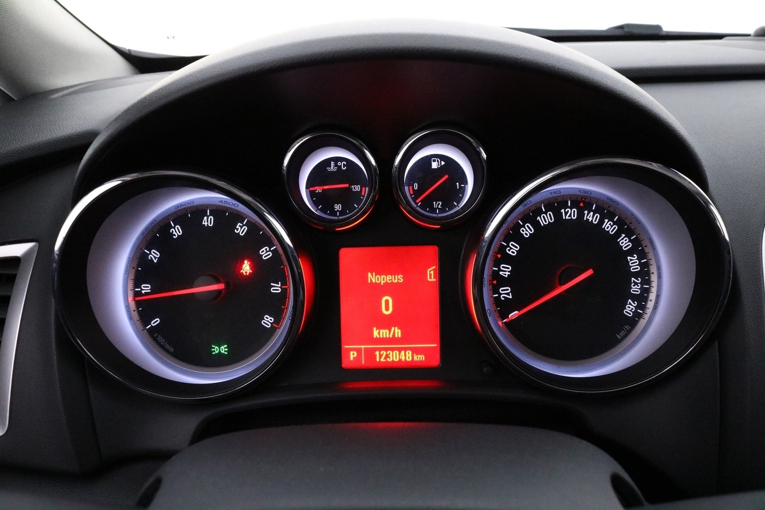 Opel Astra vaihtoauto