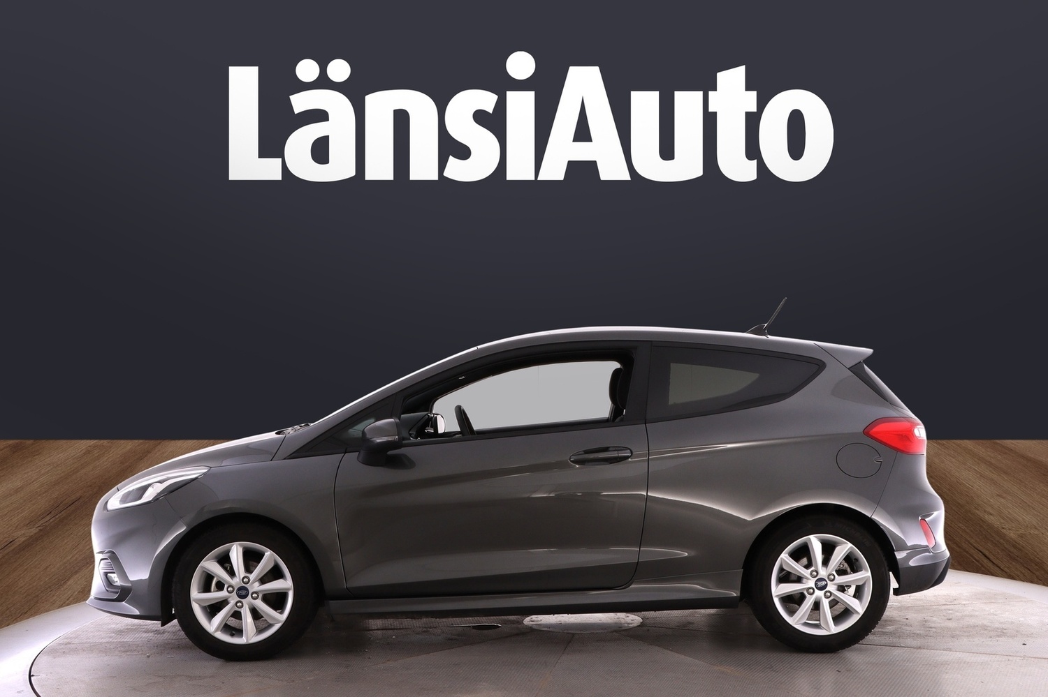 Ford Fiesta Van vaihtoauto
