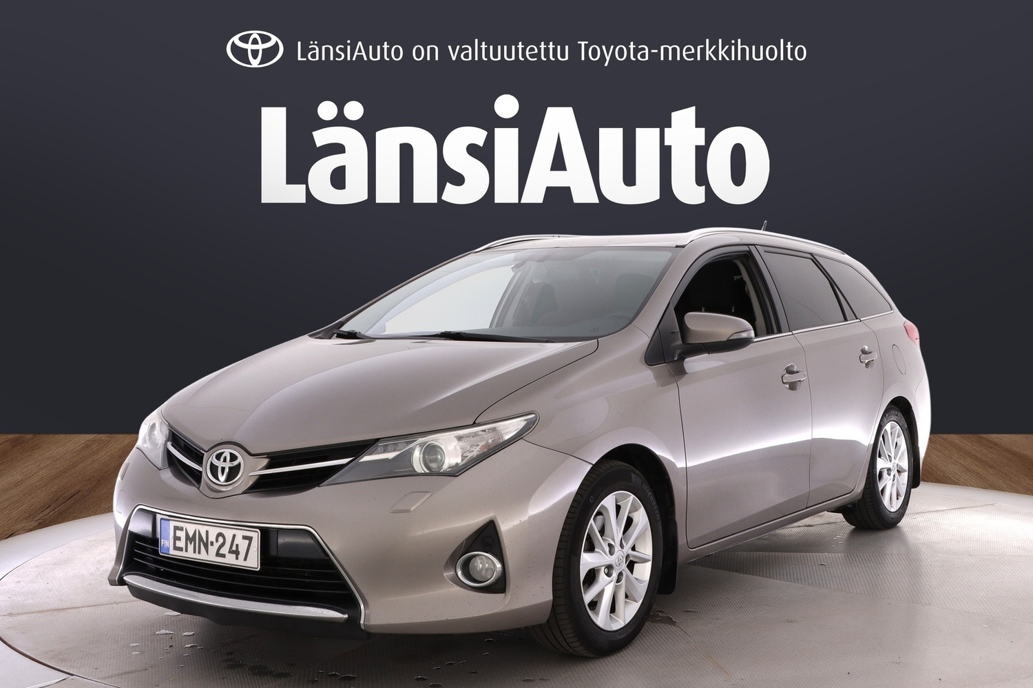 Toyota Auris vaihtoauto