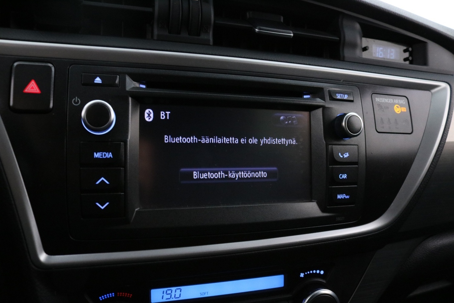 Toyota Auris vaihtoauto