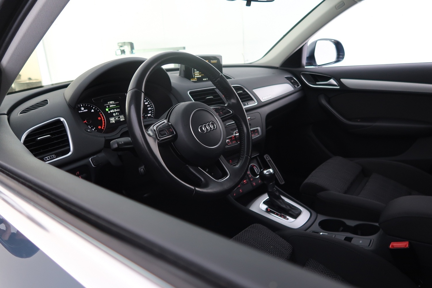 Audi Q3 vaihtoauto