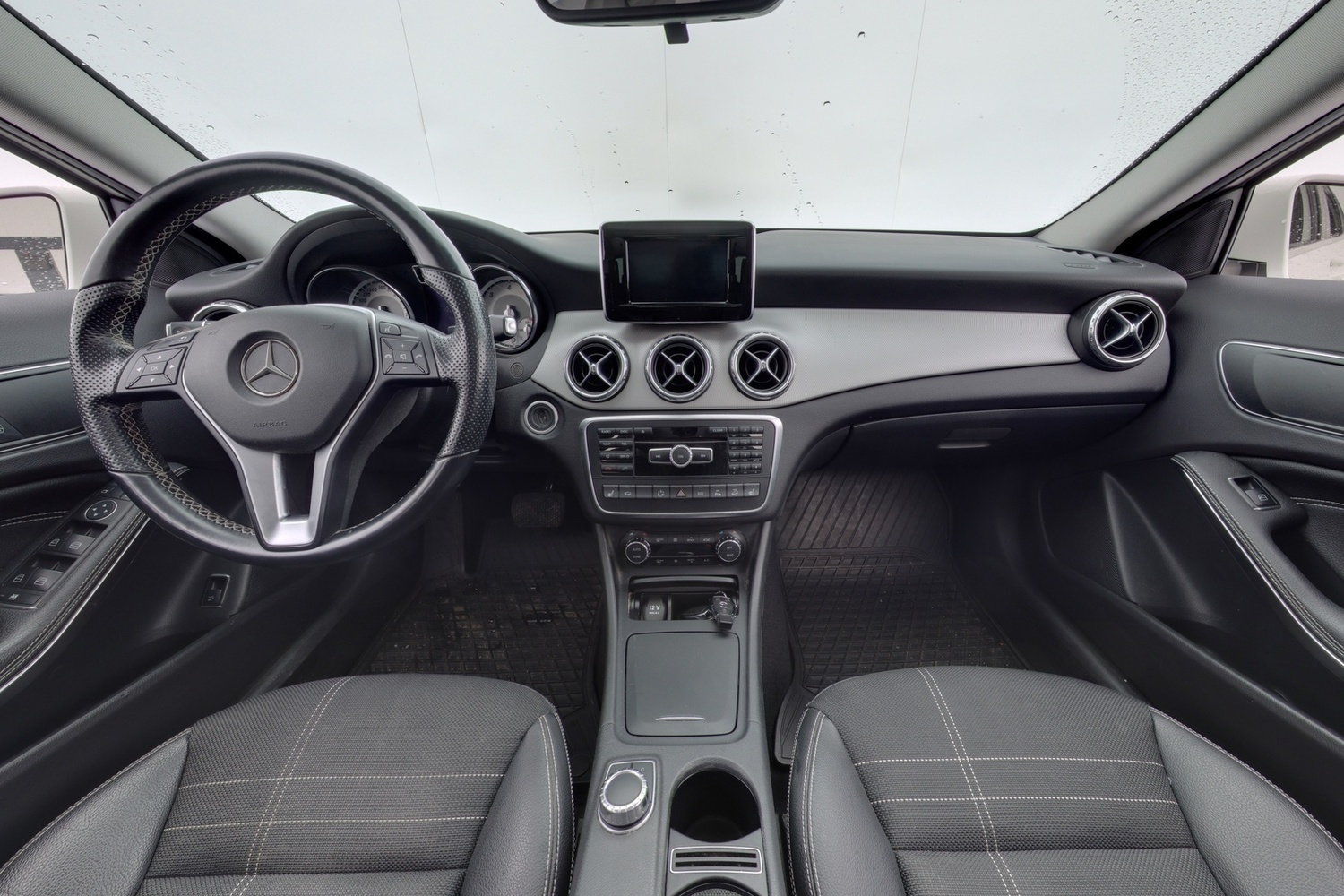 Mercedes-Benz GLA vaihtoauto