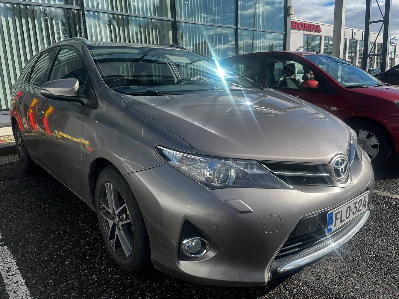 Toyota Auris vaihtoauto