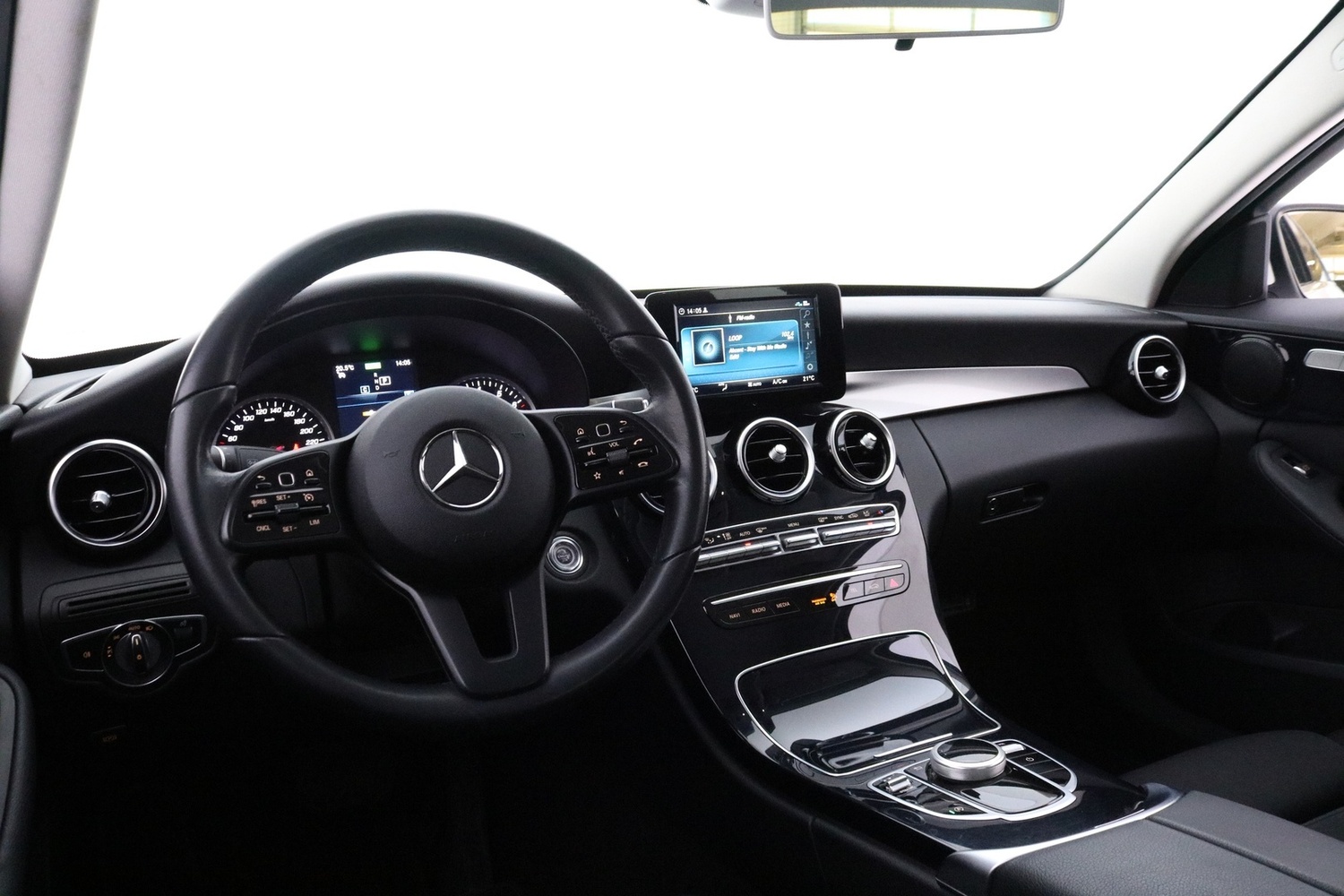 Mercedes-Benz C vaihtoauto