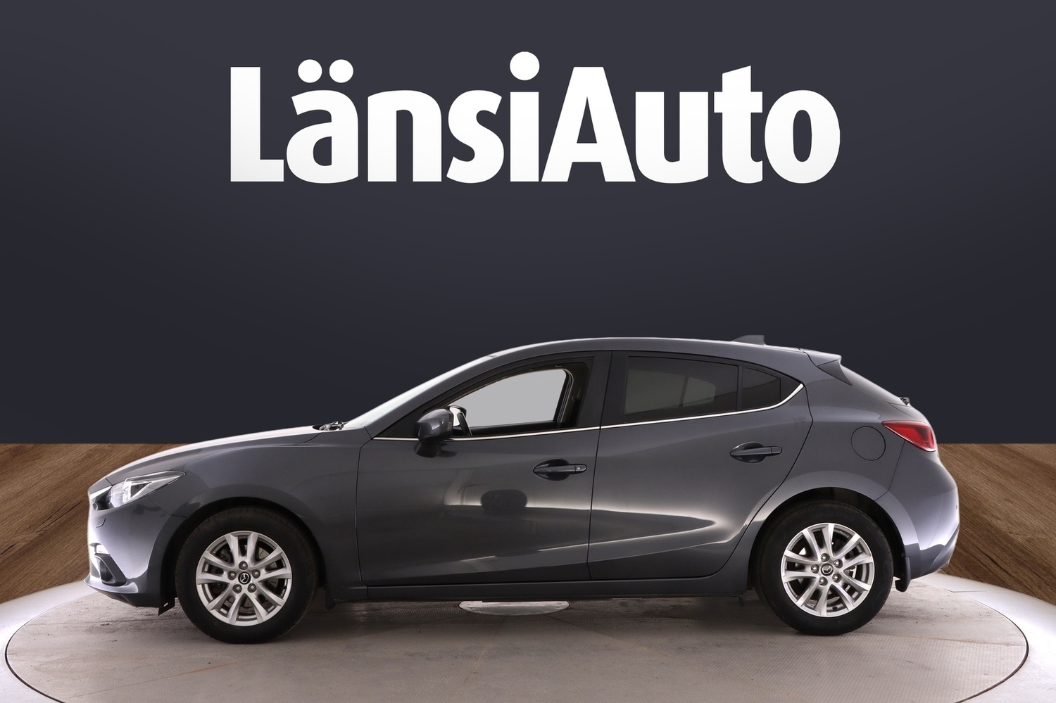 Mazda 3 vaihtoauto