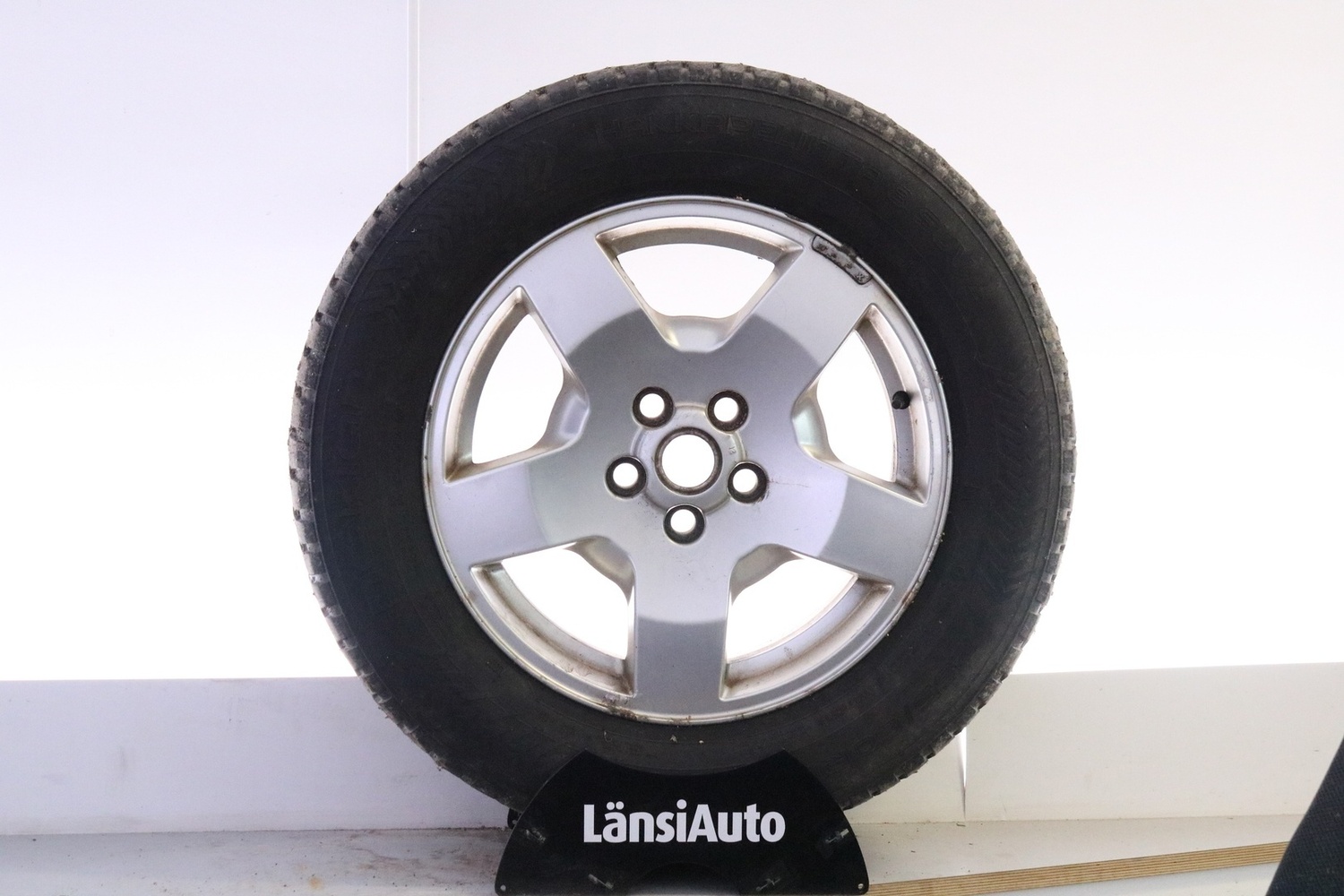 Land Rover Discovery vaihtoauto