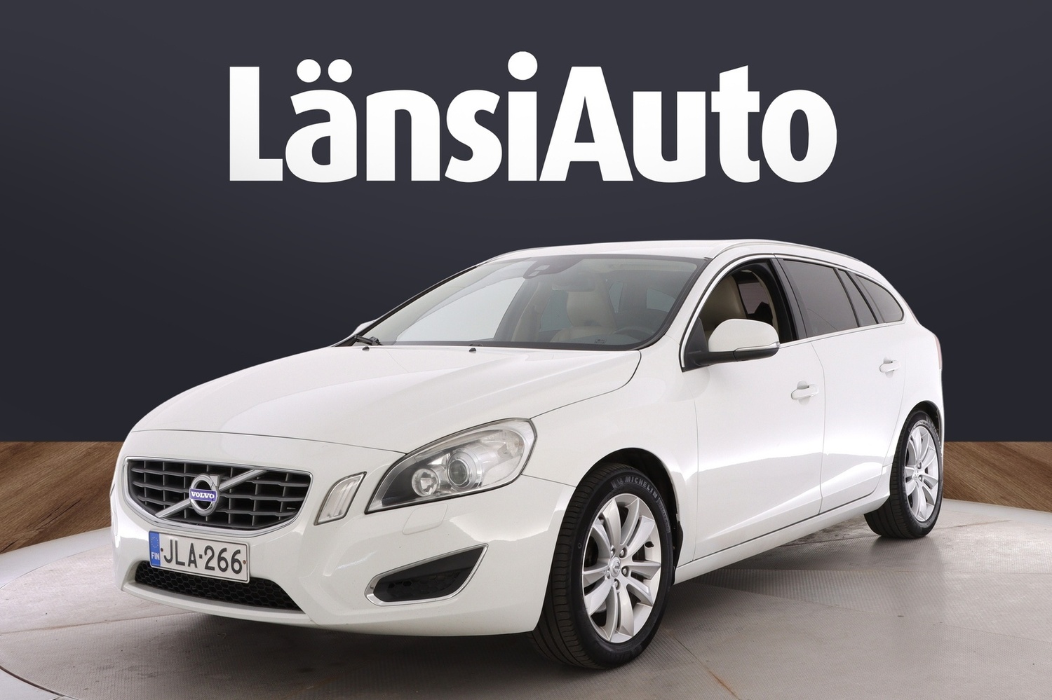 Volvo V60 vaihtoauto