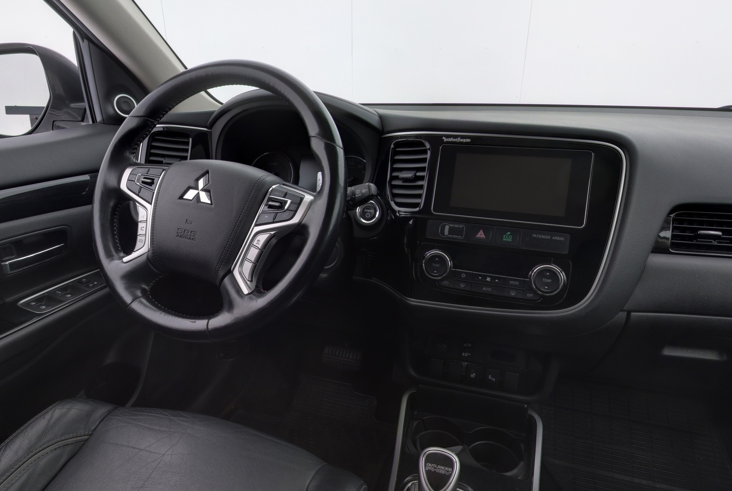 Mitsubishi Outlander PHEV vaihtoauto