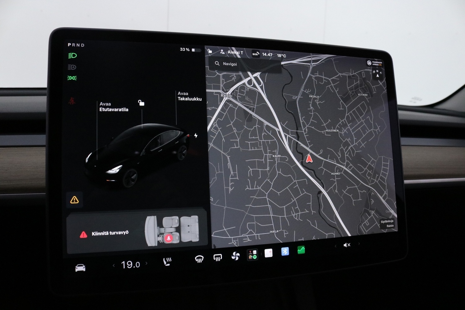 Tesla Model 3 vaihtoauto