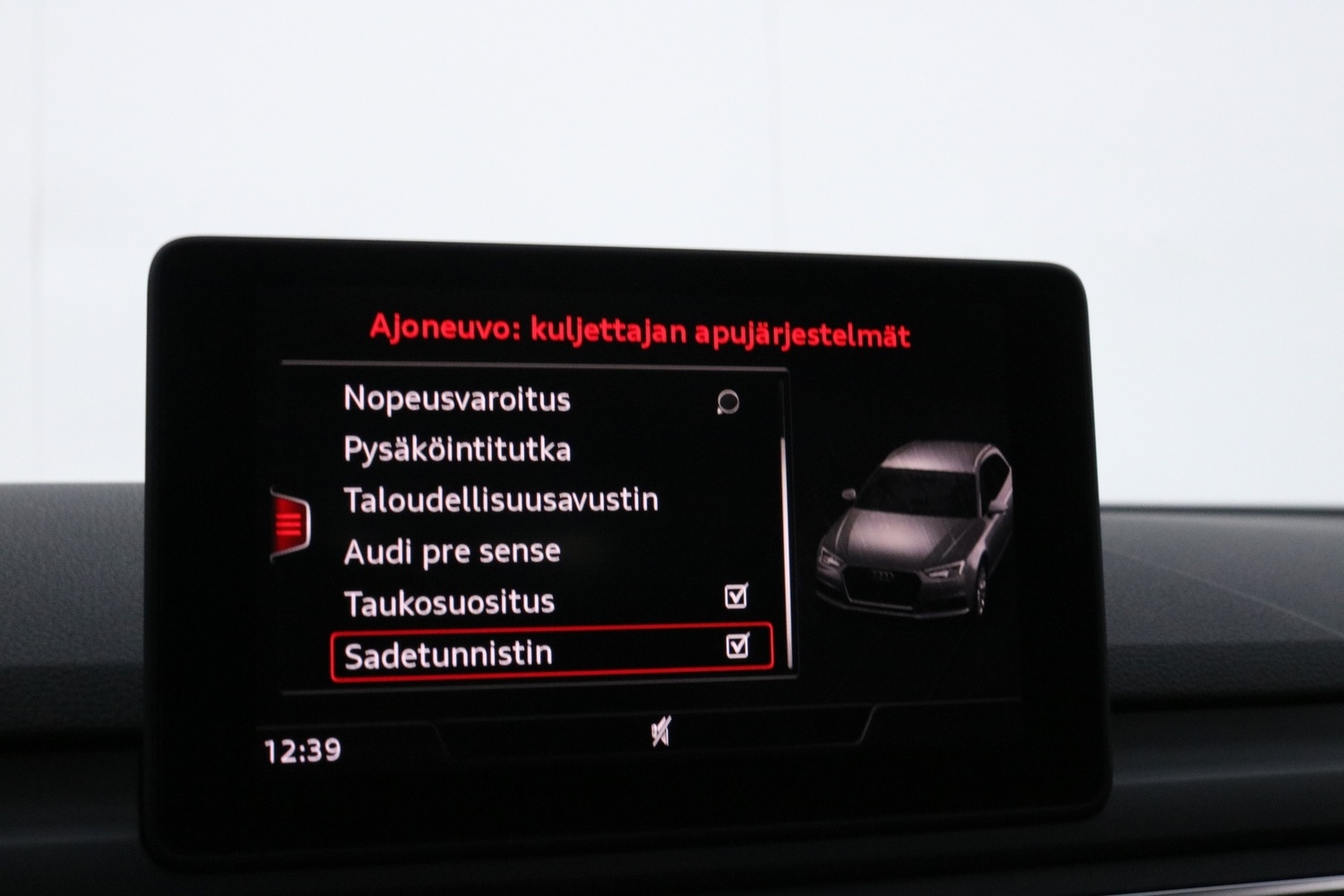Audi A4 vaihtoauto