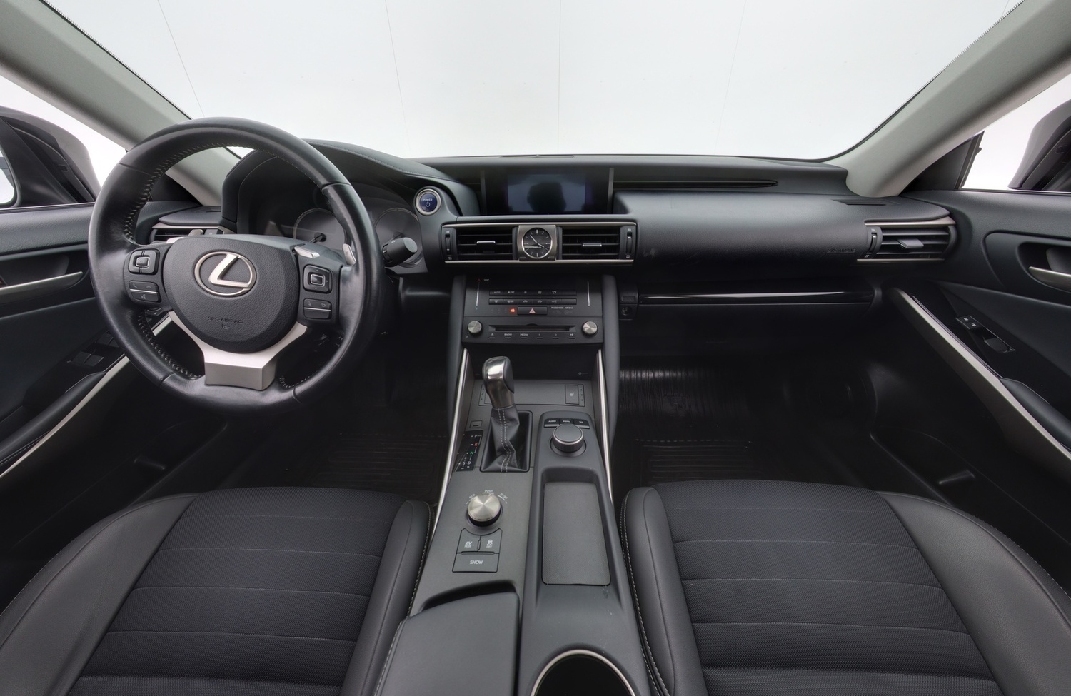 Lexus IS vaihtoauto