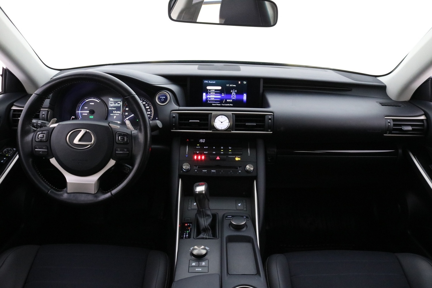 Lexus IS vaihtoauto