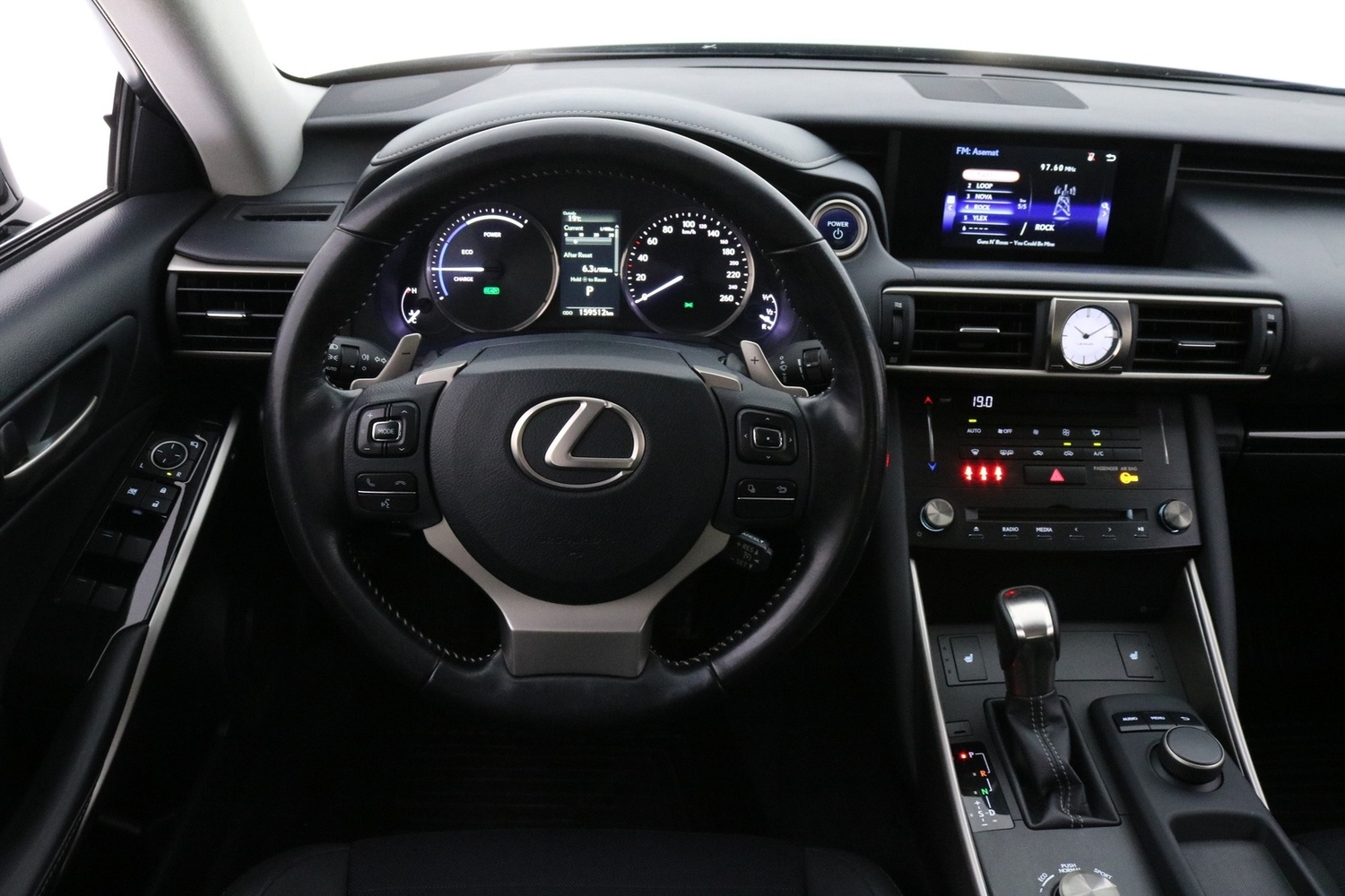 Lexus IS vaihtoauto
