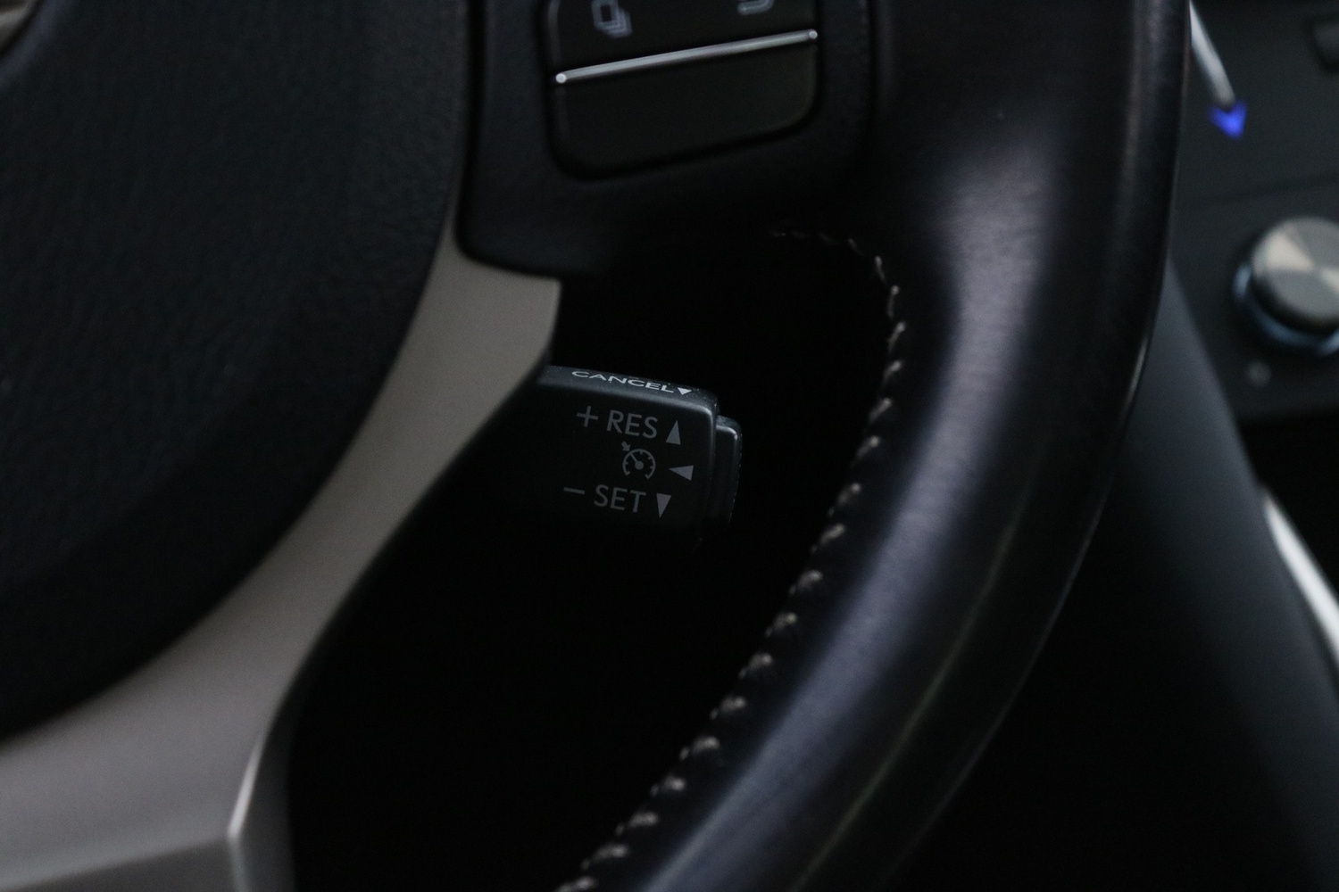 Lexus IS vaihtoauto