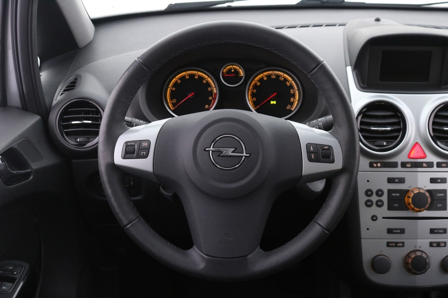 Opel Corsa vaihtoauto