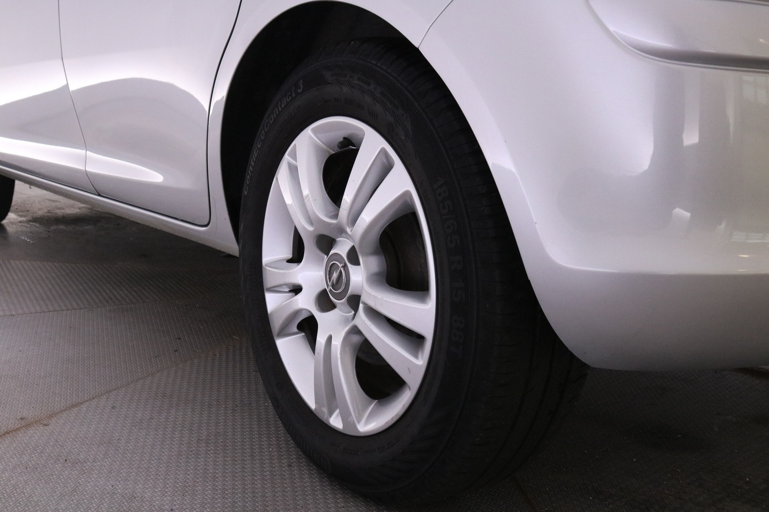 Opel Corsa vaihtoauto