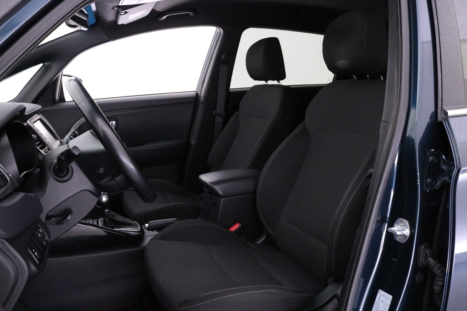 Kia Carens vaihtoauto