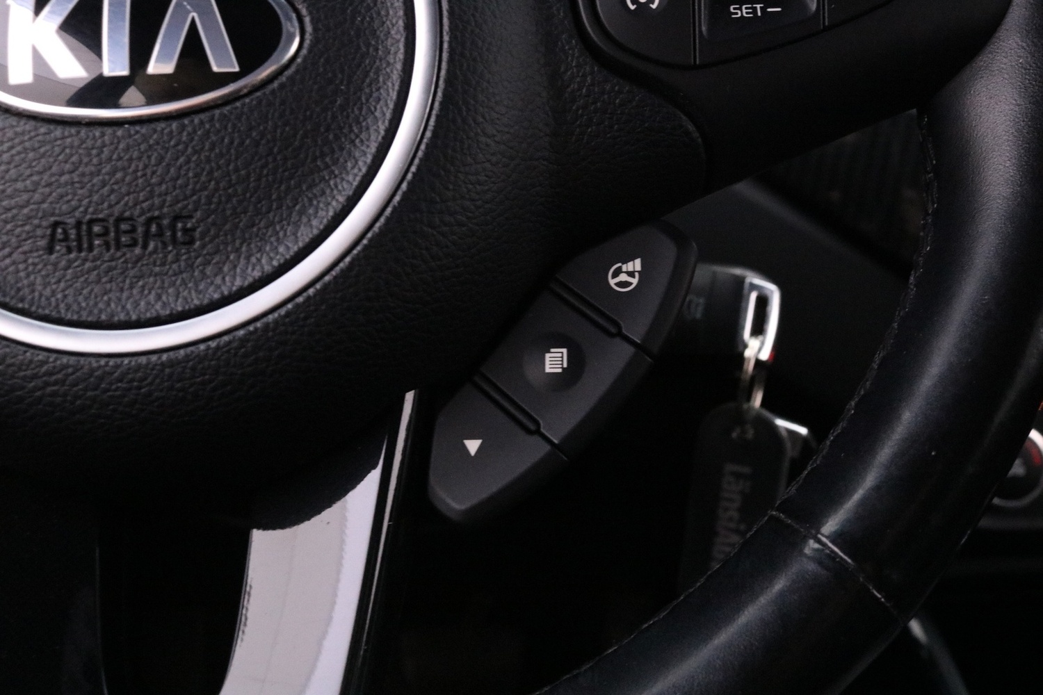 Kia Carens vaihtoauto