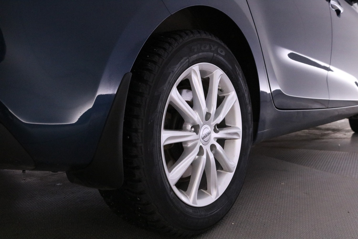 Kia Carens vaihtoauto