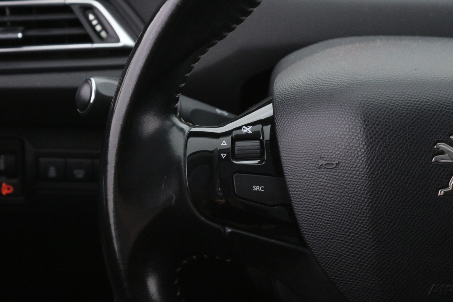 Peugeot 308 vaihtoauto