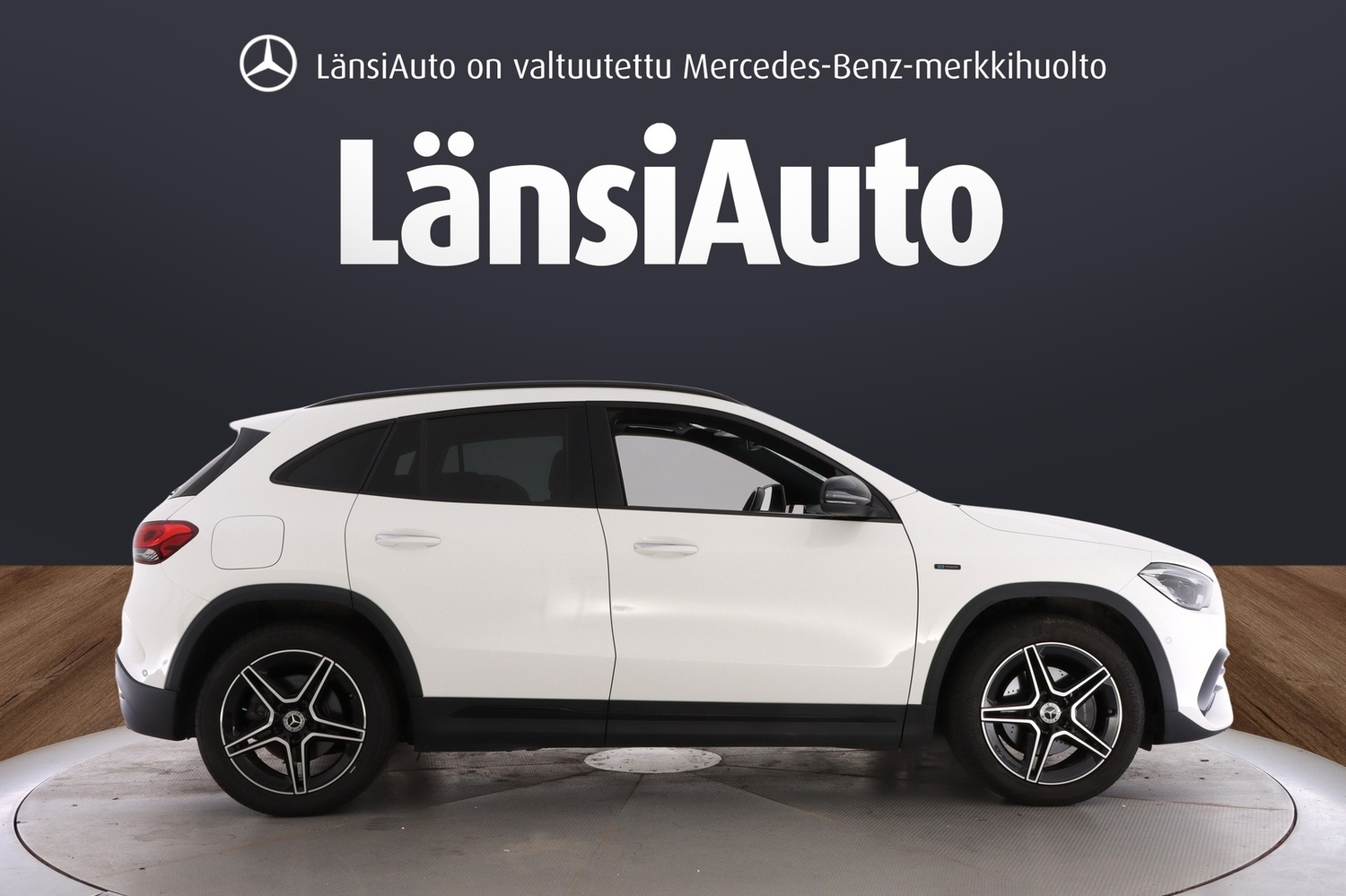 Mercedes-Benz GLA vaihtoauto
