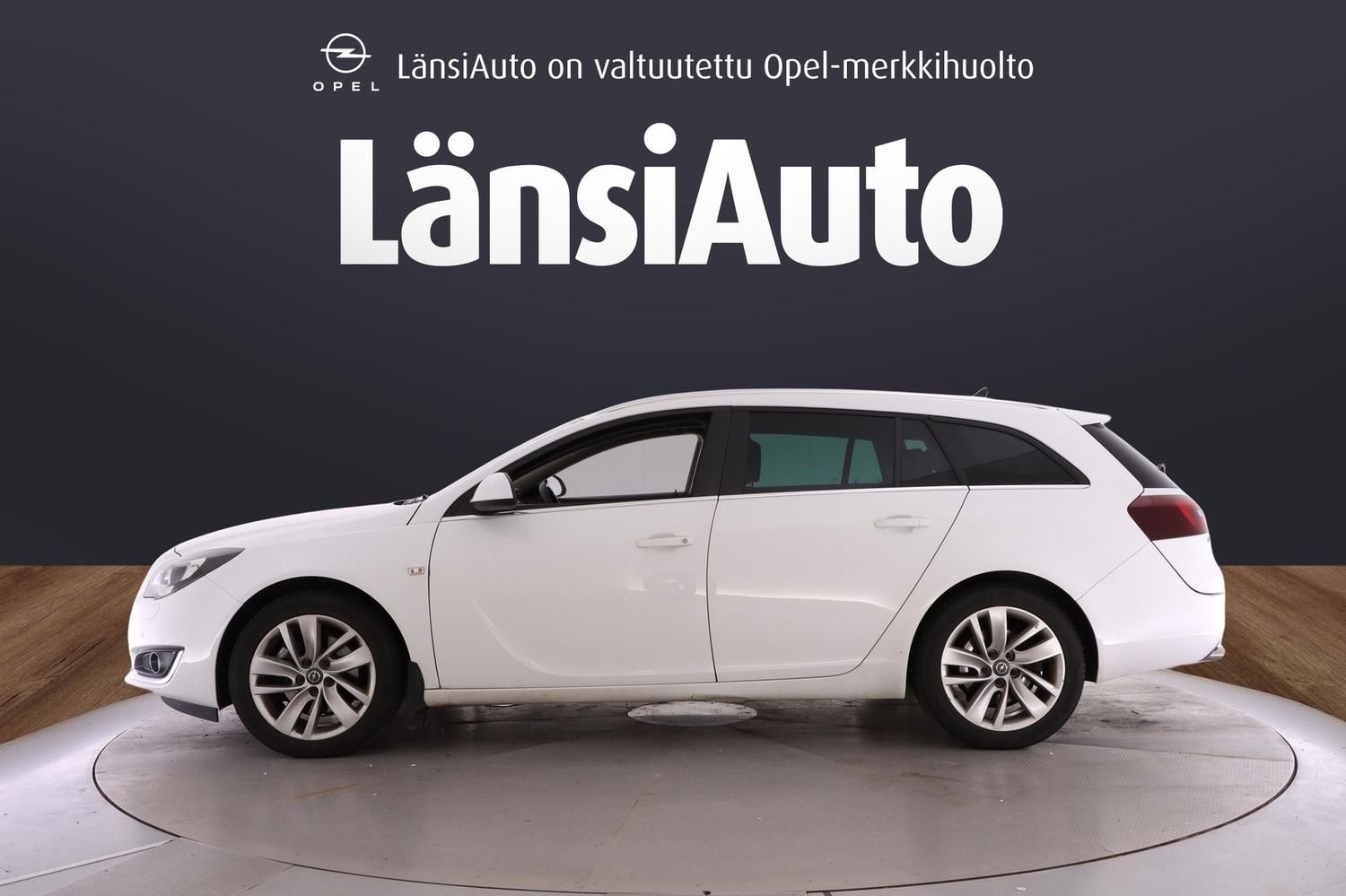 Opel Insignia vaihtoauto