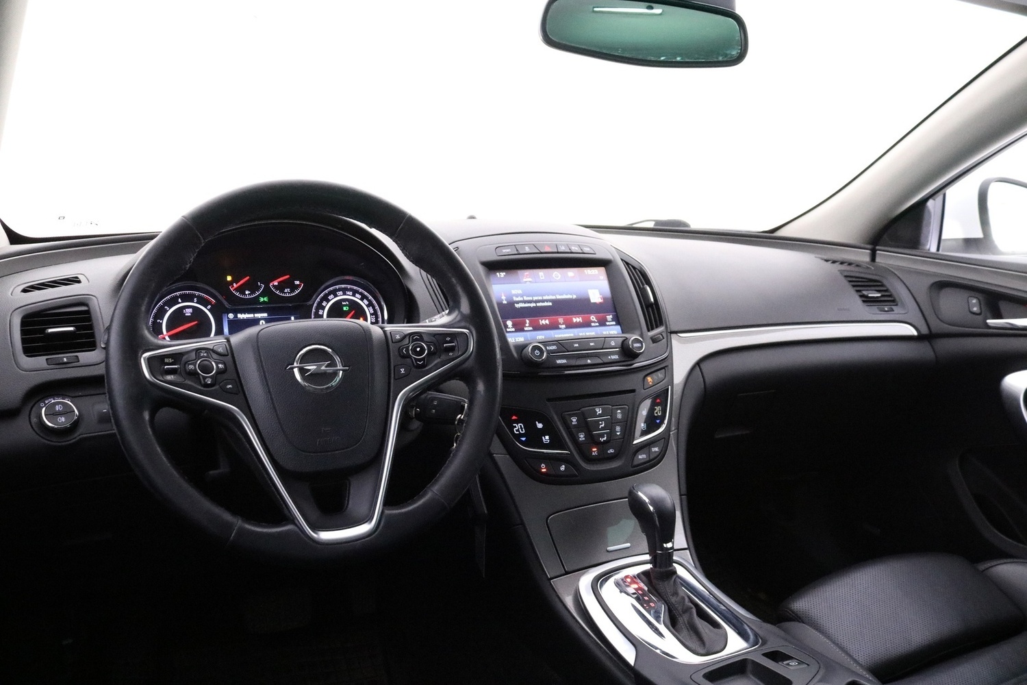 Opel Insignia vaihtoauto