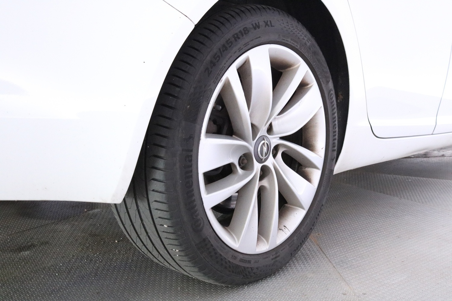 Opel Insignia vaihtoauto