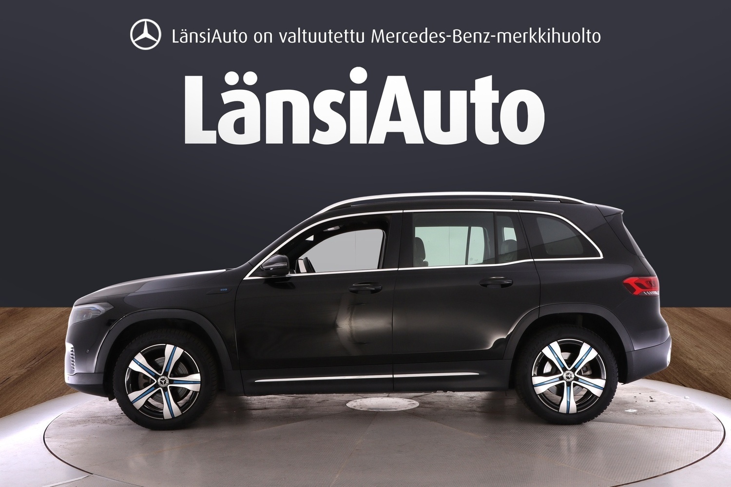 Mercedes-Benz EQB vaihtoauto